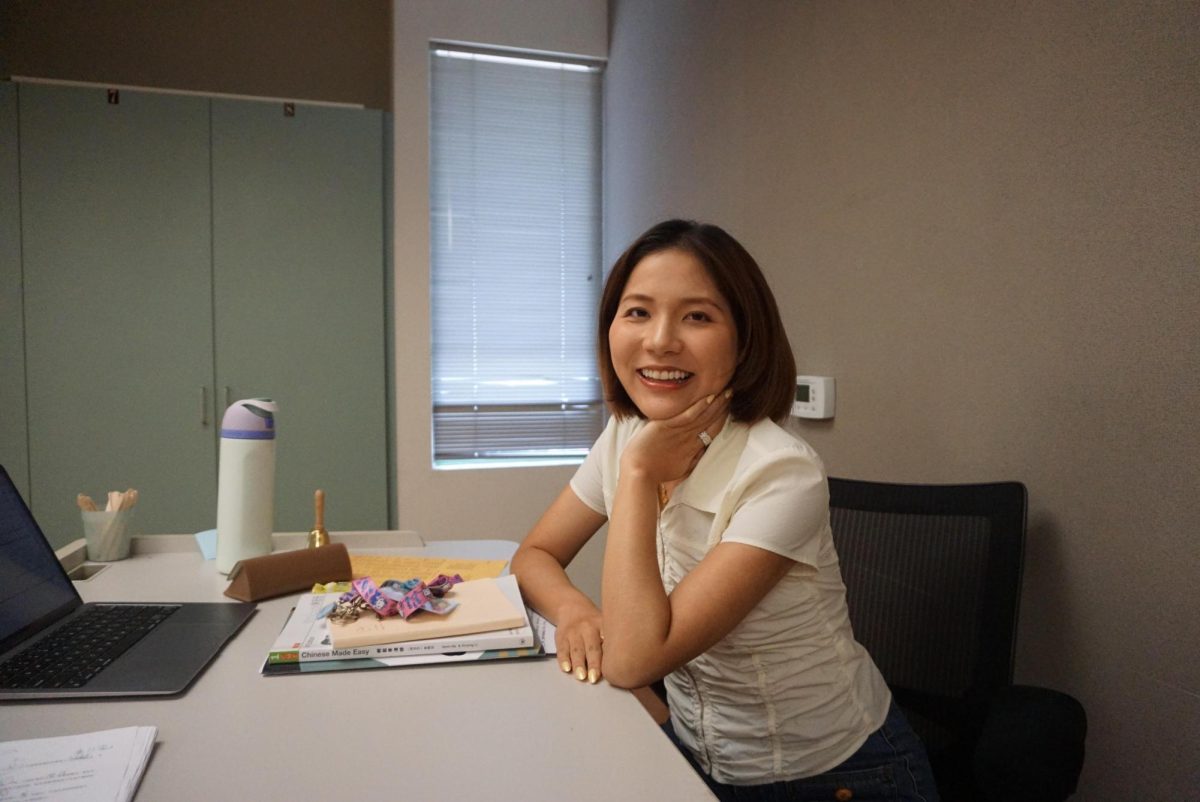 Jingshi Peng: Mandarin Teacher